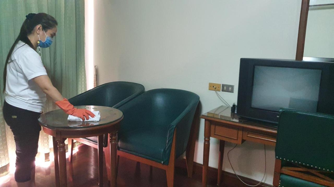 Interchange Tower Serviced Apartment - Sha Extra Plus Bangkok Exterior photo